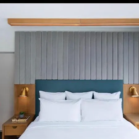 Hanza Tower Family 2bdr With Pool & Sauna & Jacusi * شتشيتسين